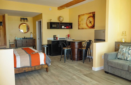 North Beach Apartamento | NEW! The Shipwreck Studio