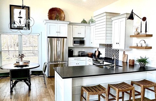 Ferrysburg Casa | New - The Treehouse on Smith's Bayou - Spring Lake, Grand Haven