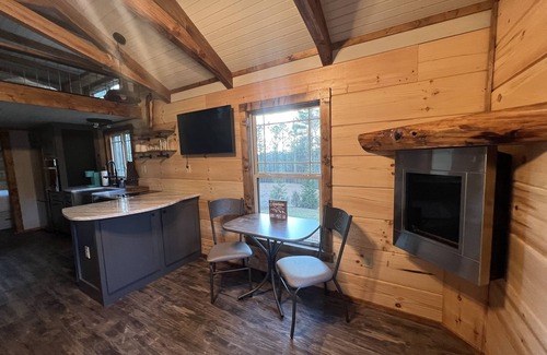 Scaly Mountain Cabina | New tiny cabin located in Scaly Mountain North Carolina