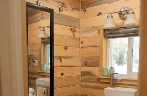 Rexburg Casa | New Tiny Home near BYU Idaho, Yellowstone and Kelly Canyon Ski Resort
