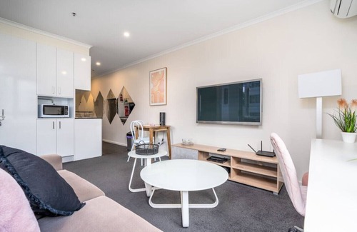 Gungahlin Apartamento | New to VRBO: 2BR Apt in the heart of the Gungahlin Town Centre!