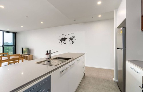 Phillip Apartamento | New to VRBO: Stylish Phillip Apartment with Gym & Pool