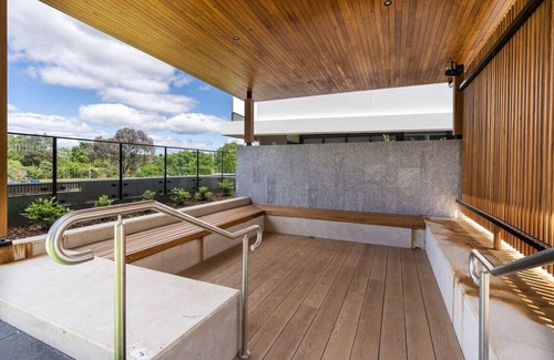 Reid Apartamento | New to VRBO: Welcoming 2BR/2BA Apt near ANZAC Park West