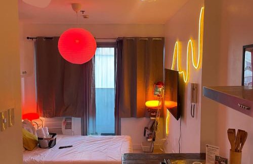 Matandang Balara Apartamento | New Topfloor Studio in QC with Balcony Good for 3