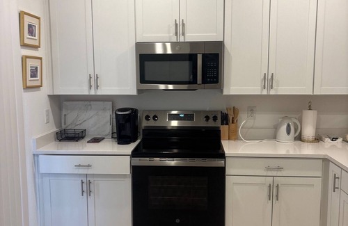 Sarasota Casa | New townhome, corner lot overlooking park