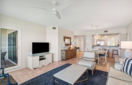 Fernandina Beach Condominio | NEW Turtle Dunes Villa - Gorgeous Views from 3rd Floor!