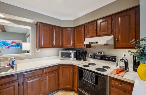 Seminary Hill Casa | NEW! Uline Hospitality (4-Bedroom Home)
