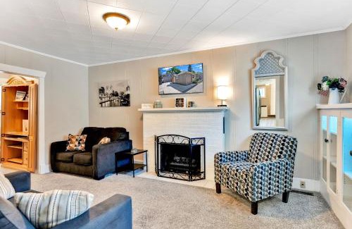 Coeur d'Alene Casa | NEW! Unique Coeur d’Alene Cottage. 1/2 Mi to Dtwn