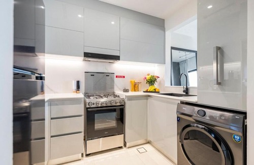 Jadaf Apartamento | NEW Unique Smart-Home with free Airport transport
