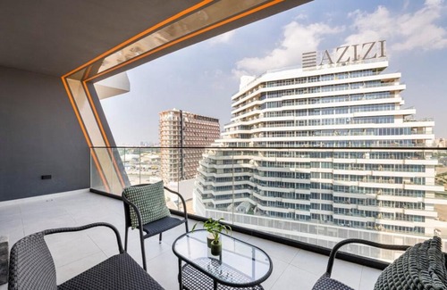 Jadaf Apartamento | NEW Unique Smart-Home with free Airport transport