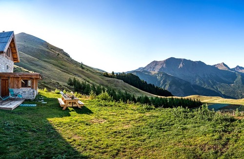 Orcieres Chalet De Esquí | NEW: unusual and eco-responsible alpine chalet!