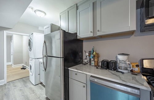 Anacostia Apartamento | NEW Updated 2BR Apartment in DC