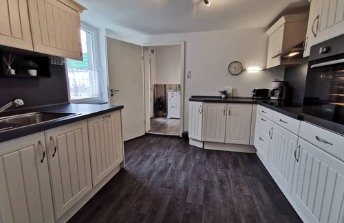 Woehrden Casa | New House up to 10 people near the sea