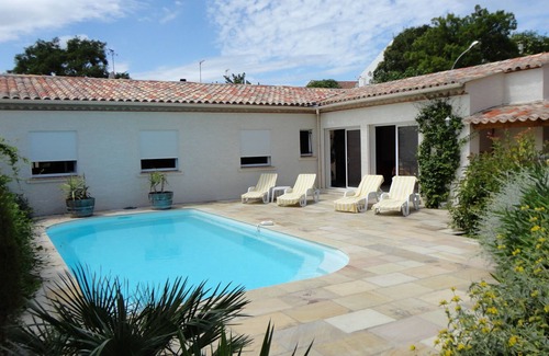 Saint-Genies-de-Fontedit Villa | VILLA, piscina privada, tranquila, cerca de las playas