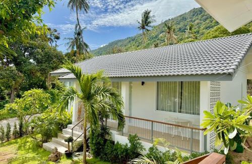 Baan Tai Complejo | New Villa at Haadrin