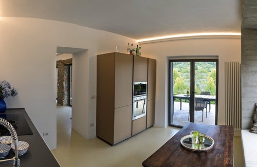 San Romano in Garfagnana Villa | ¡Novedad! Villa moderna,"Endless" infinity pool; vistas ; ir a las instalaciones