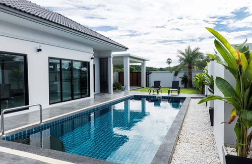 Pak Nam Pran Villa | Nueva villa con piscina y jacuzzi - 900 m de la playa de Pak Nam Pran