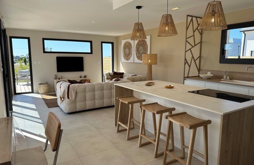 Roscoff Villa | NEW: Villa with pool and large sunset terrace