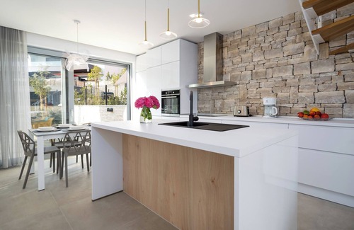 Krk Villa | New villa with pool, beach - TRAVELER Reibeburo Krk - ID 2395