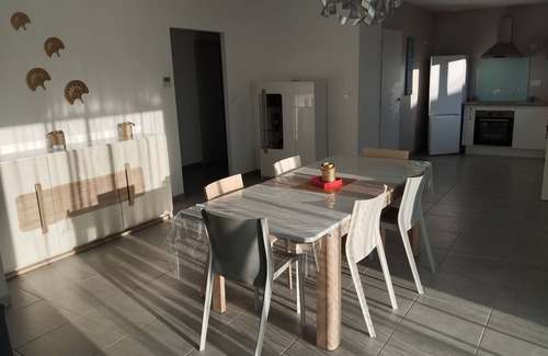 Cers Casa | New villa with pool