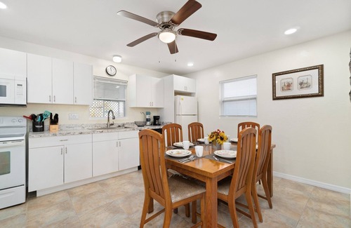 Bonita Springs Casa | New! Walk to the Beach | 2-Bedroom Tropical Oasis | Sleeps 6