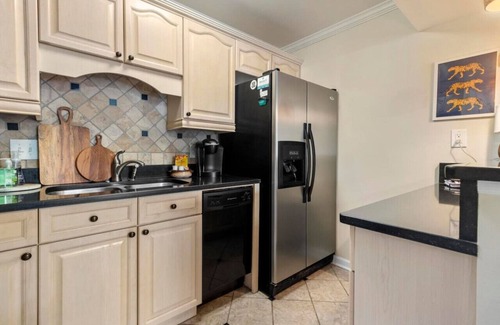 Auburn Condominio | NEW-War Damn Condo-DT Auburn next to campus