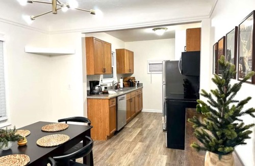 Pontiac Casa | NEW Welcoming Shared Room in Pontiac