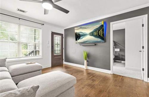 Atlanta Casa | NEW! West Midtown Home Near Attractions & Airport, 4BD 2BR