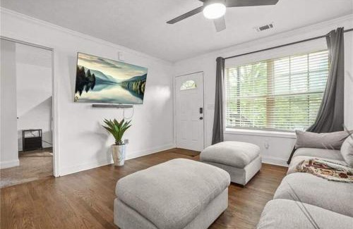 Atlanta Casa | NEW! West Midtown Home Near Attractions & Airport, 4BD 2BR