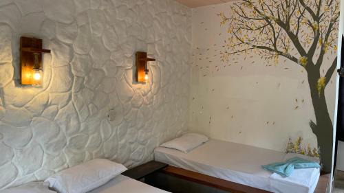 Acacias Casa | New Western