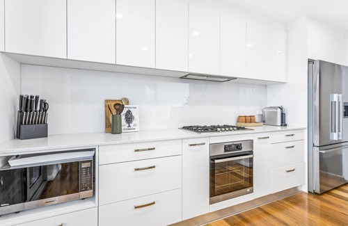 Kiama Casa | New Whole Home, Beach, Views, Pinball+Arcade