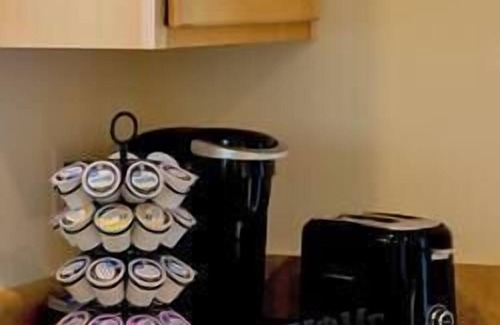 Acton Casa | NEW! Wifi, Parking, Massage Chair, Washer/Dryer