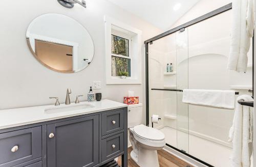 Alpine Lake Chalet De Esquí | New Wintervue Home With Fireplace - Pet Friendly