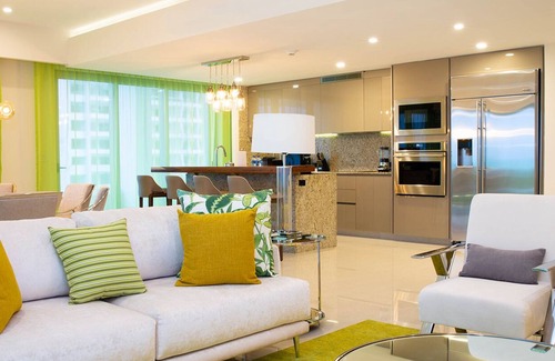 Puerto Juárez Apartamento | New Years in Cancun at the Luxurious 5 Star 4 Diamond Garza Blanca