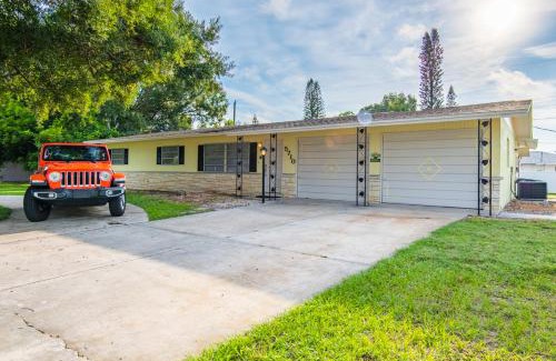 Gulf Gate Estates Casa | New York Avenue Rancher