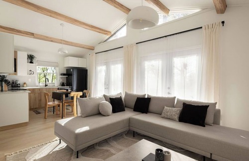 Front Royal Cabina | NEW Zen Cabin in the Clouds . Hot Tub, Wineries, Skyline
