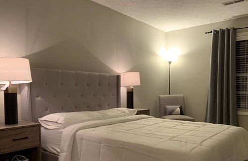 Newburgh Casa | Newburgh Bullseye, close to all