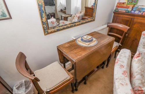 Bourton Casa | Newbury Cottage