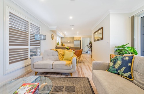 Adamstown Apartamento | Newcastle Short Stay Apartments - Adamstown Townhouses