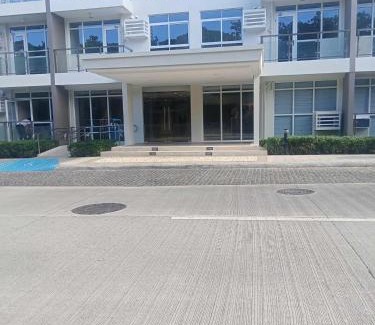 Yapak Apartamento | Newcoast Boracay Top Floor View