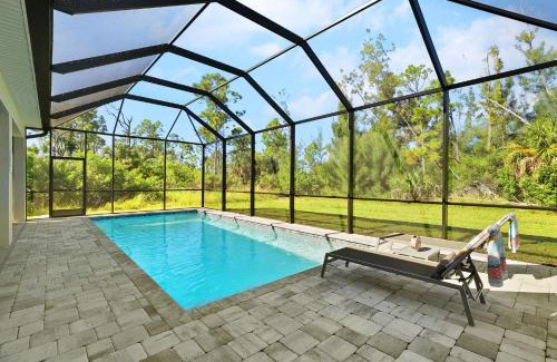 South Gulf Cove Casa | Newer Built-Close to the Beach