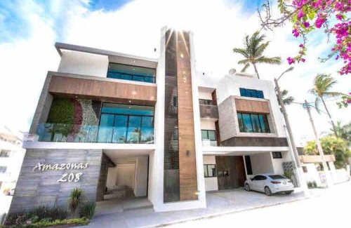 Las Gaviotas Apartamento | Newer Ground Floor Apartment Near The Beach, Shops