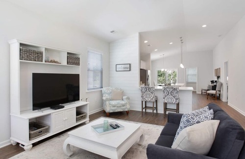 Port Royal Casa | Newer Home Walking/Biking Distance to Sands Beach and Port Royal Attractions!