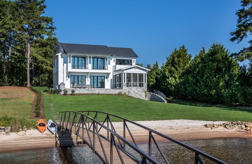 Seneca Casa | Brand New Lake Keowee Cottage - el mejor alquiler de lujo en el lago