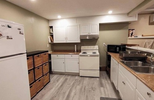 Bristol Condominio | Newfound Lake Charming 2-bedroom condo AC & WiFi Bristol NH