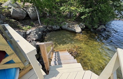Bristol Casa | Newfound Lakefront Retreat – 4BR Huge Deck Private Dock and Water Toys!