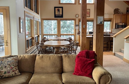 Snowmass Village Casa | Newhard Chalet - Casa de vacaciones de montaña grande durante todo el año