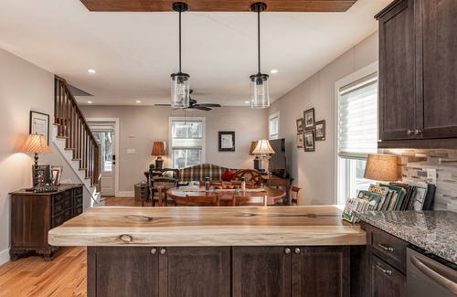 Brevard Cabaña | NewHaven - New cottage home in the heart of Brevard, next to the Bike Trail!