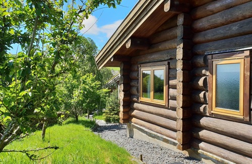 Ulverston Cabina | Newland Valley Log Cabins