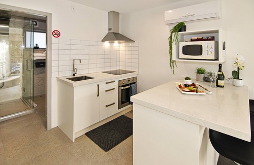 Newlands Hotel | Newlands Court Motel